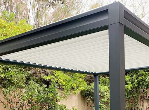 Pergola bioclimatique aluminum